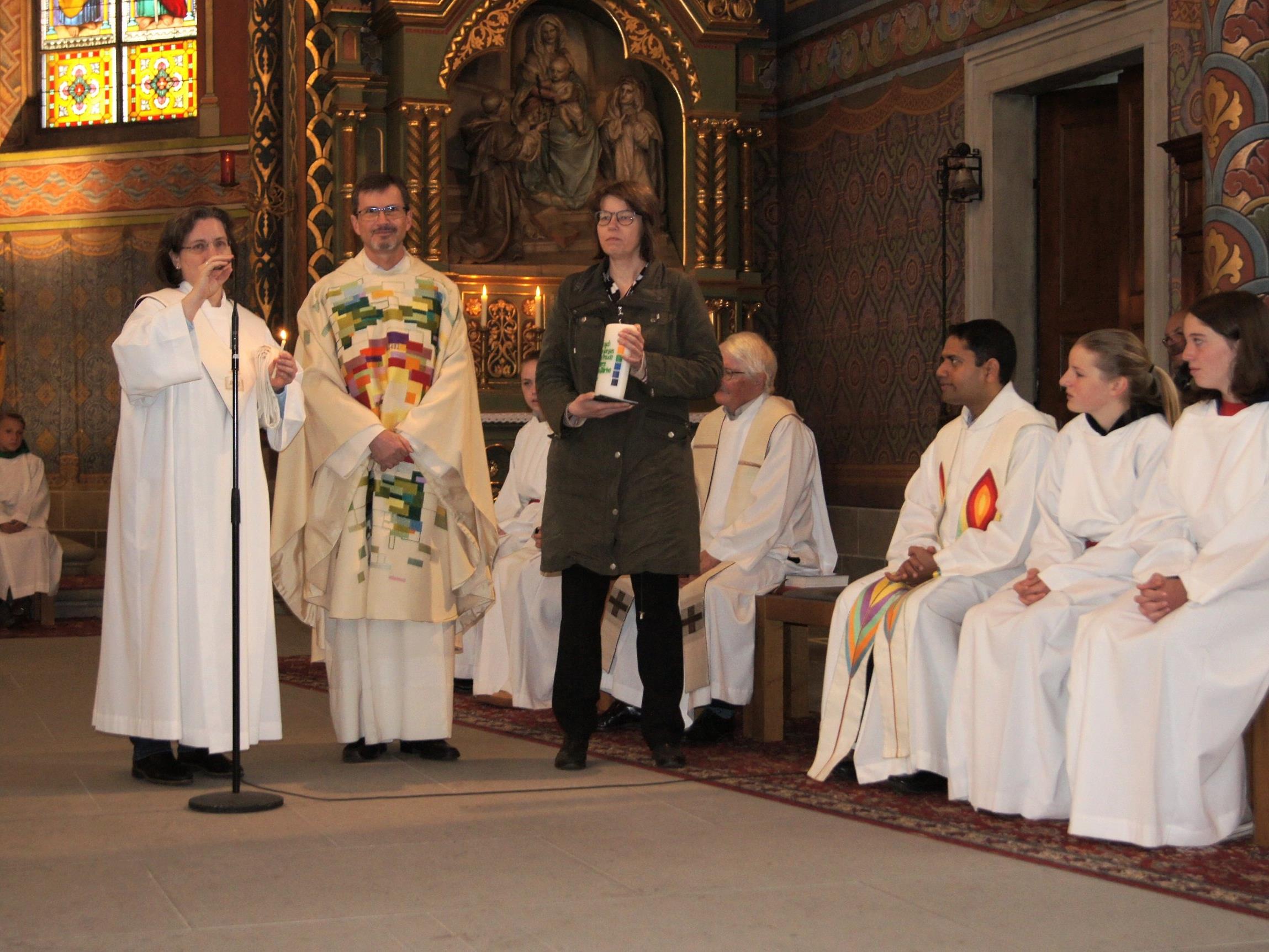 Pfarrer P. Christian Stranz feierte im Rahmen der Sonntagsmesse sein silbernes Priesterjubiläum.