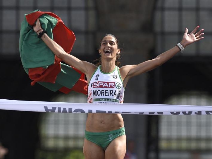 Sara Moreira ging als erste Läuferin durchs Ziel. Sara Moreira ging als erste Läuferin durchs Ziel.