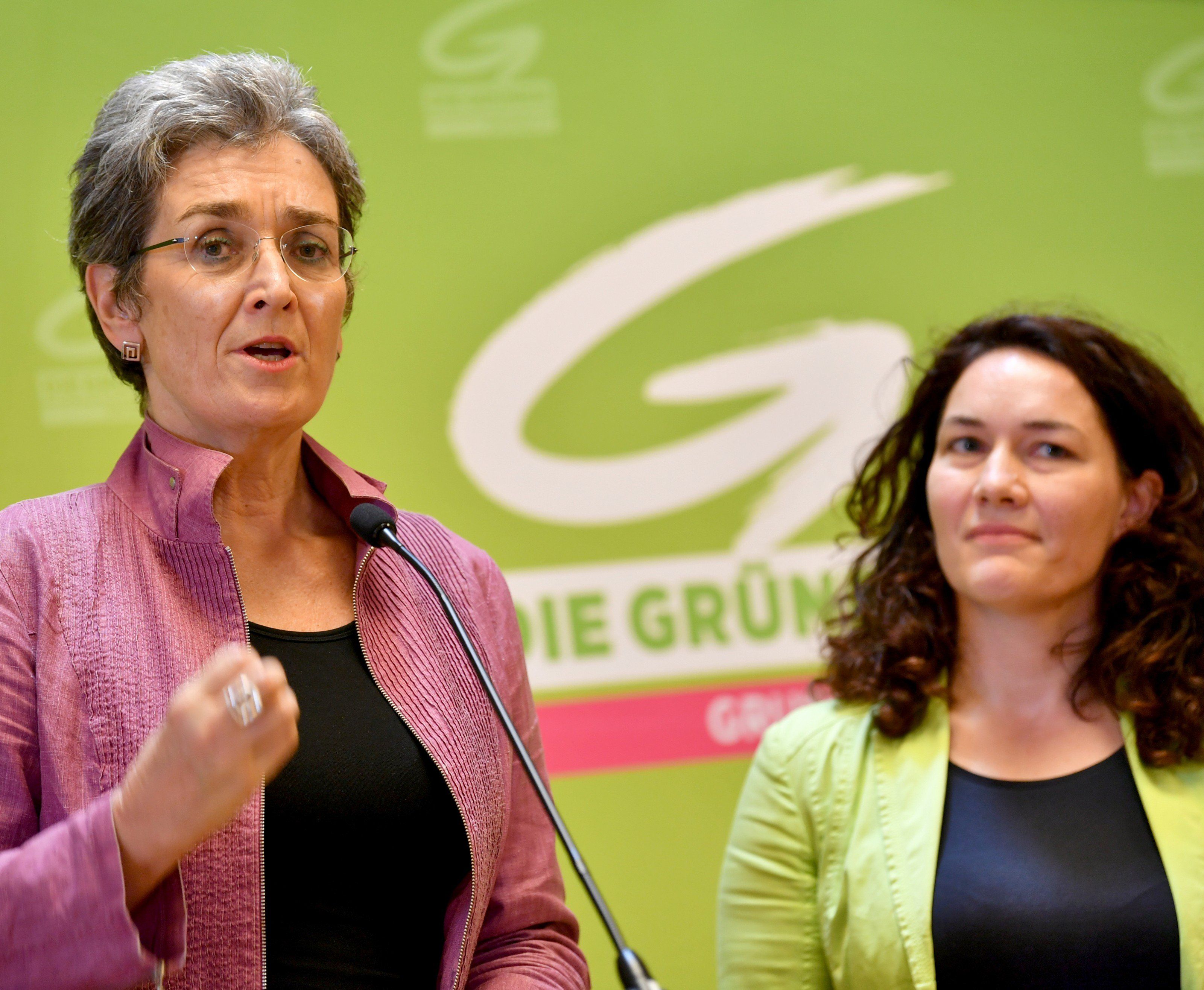 Erweiterter Bundesvorstand stimmte für Ämtertrennung Erweiterter Bundesvorstand stimmte für Ämtertrennung