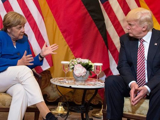 Merkel sieht in den USA keinen verlässlichen Partner mehr. Europa müsse sein Schicksal selbst in die Hand nehmen. Stimmen Sie ihr zu? Merkel sieht in den USA keinen verlässlichen Partner mehr. Europa müsse sein Schicksal selbst in die Hand nehmen. Stimmen Sie ihr zu?
