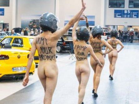 Nackt-Protest gegen Sexismus.