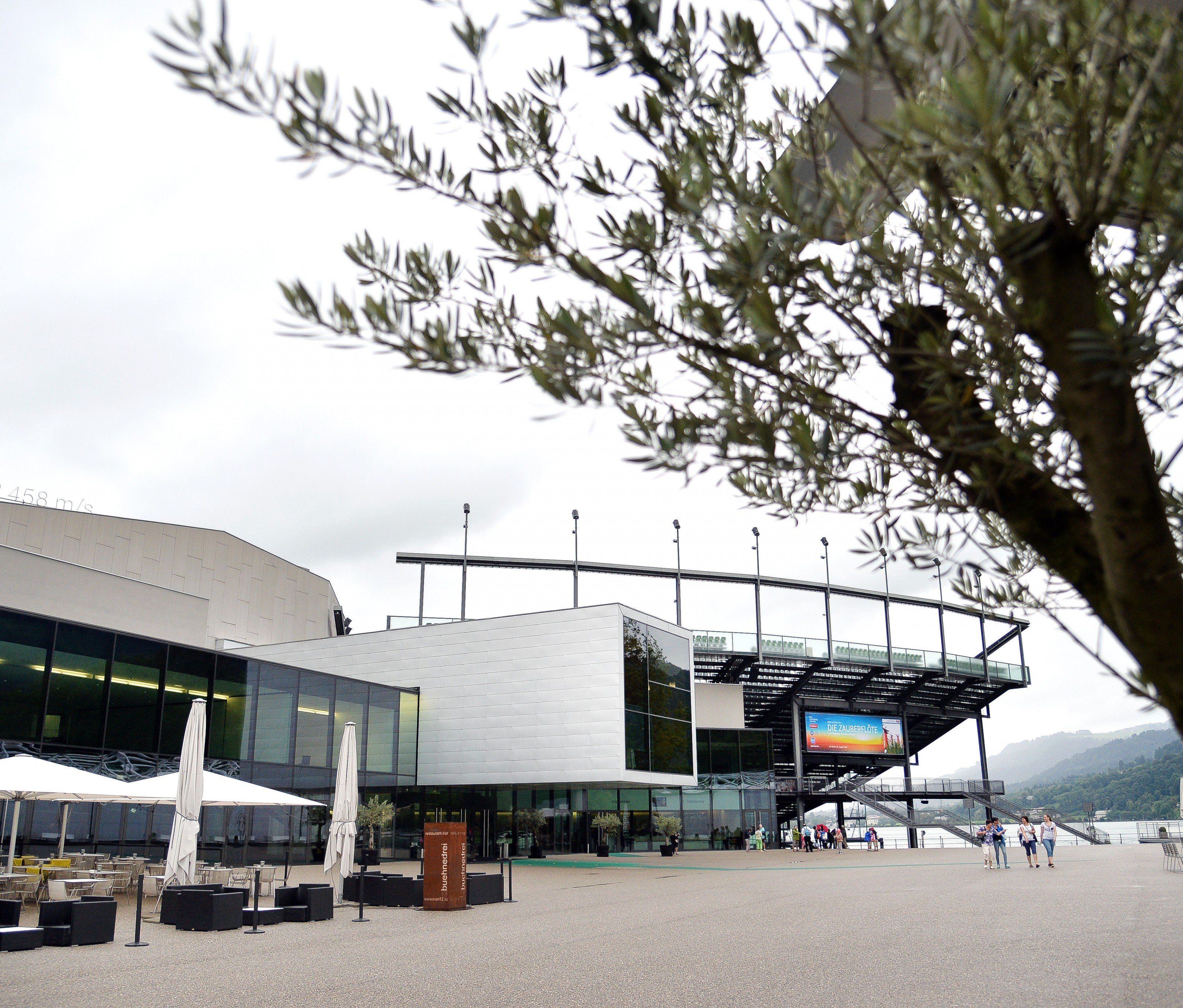 Die österreichische Erstaufführung der Oper "Beatrice Cenci" von Berthold Goldschmidt wird neben der Reprise von "Carmen" den Höhepunkt der Bregenzer Festspiele im Sommer 2018 bilden. Die österreichische Erstaufführung der Oper "Beatrice Cenci" von Berthold Goldschmidt wird neben der Reprise von "Carmen" den Höhepunkt der Bregenzer Festspiele im Sommer 2018 bilden.