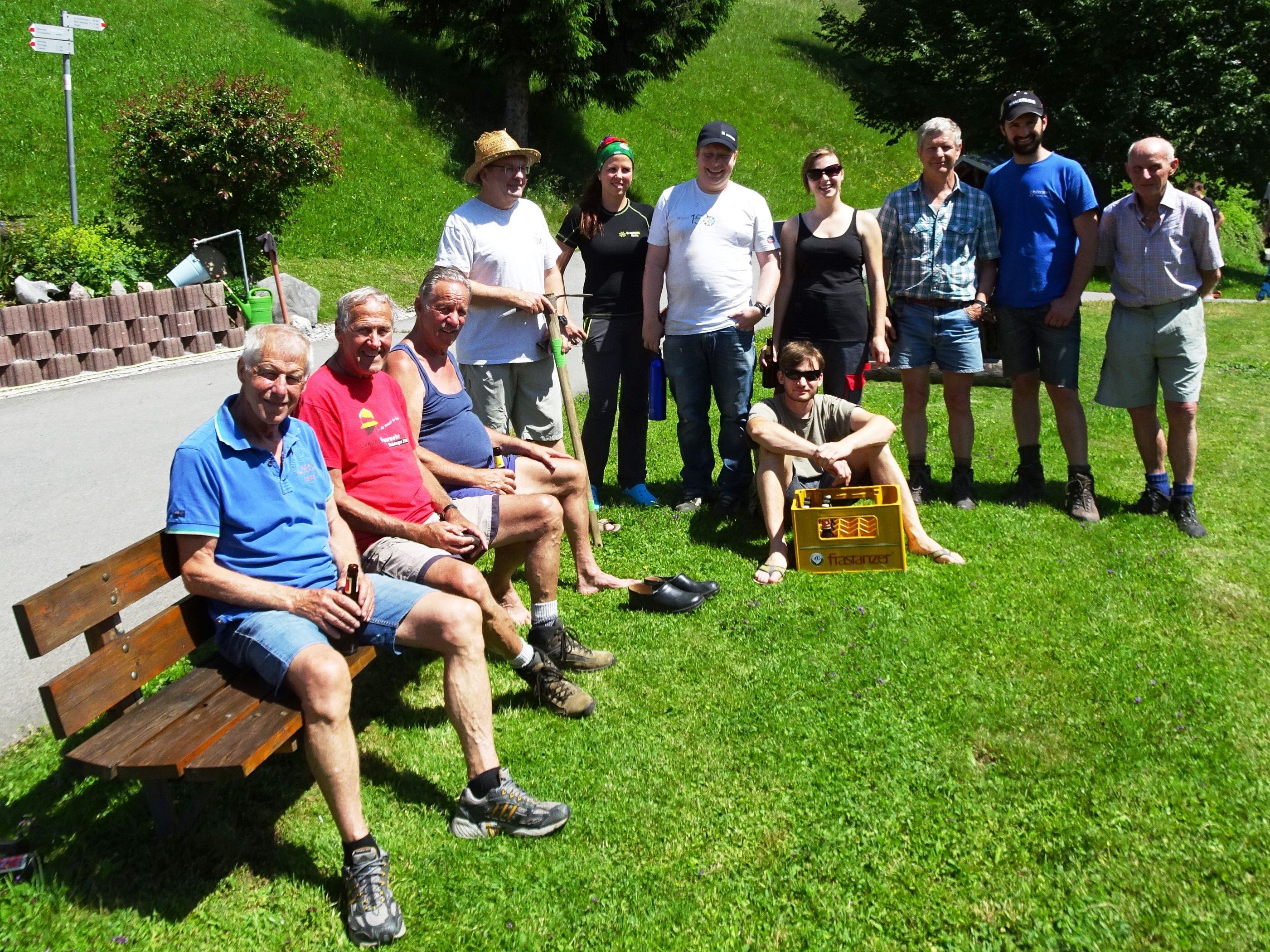 Wegarbeiten am Gstinsweg Wegarbeiten am Gstinsweg