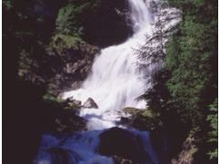 Geologe Leo de Graaff erklärt, wie die Naturschätze entstanden sind. Geologe Leo de Graaff erklärt, wie die Naturschätze entstanden sind.