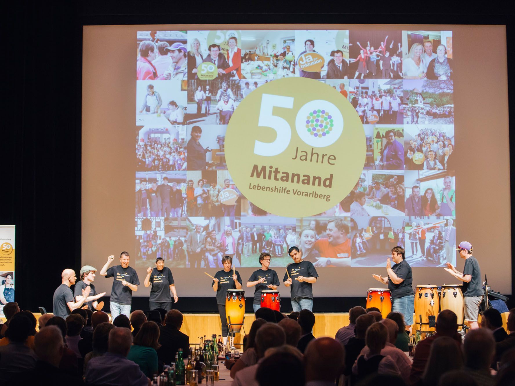 Die „Happy Drummers“ der Fachwerkstätte Schwarzach sorgten für Trommelrhythmen.