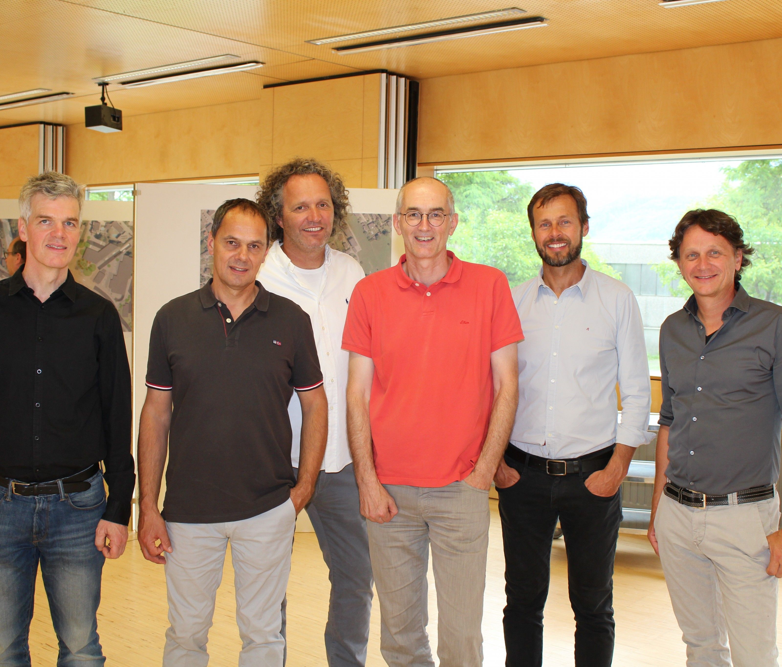 Die Planungsgruppe Zentrum Frastanz besteht aus den Architekten Markus Amann, Martin Summer, Walter Müller, Hermann Gort und Peter Schneider sowie Verkehrsexperte Anton Gächter. Die Planungsgruppe Zentrum Frastanz besteht aus den Architekten Markus Amann, Martin Summer, Walter Müller, Hermann Gort und Peter Schneider sowie Verkehrsexperte Anton Gächter.