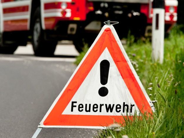 FFW Nüziders war mit 6 Fahrzeugen und 50 Mann im Einsatz FFW Nüziders war mit 6 Fahrzeugen und 50 Mann im Einsatz