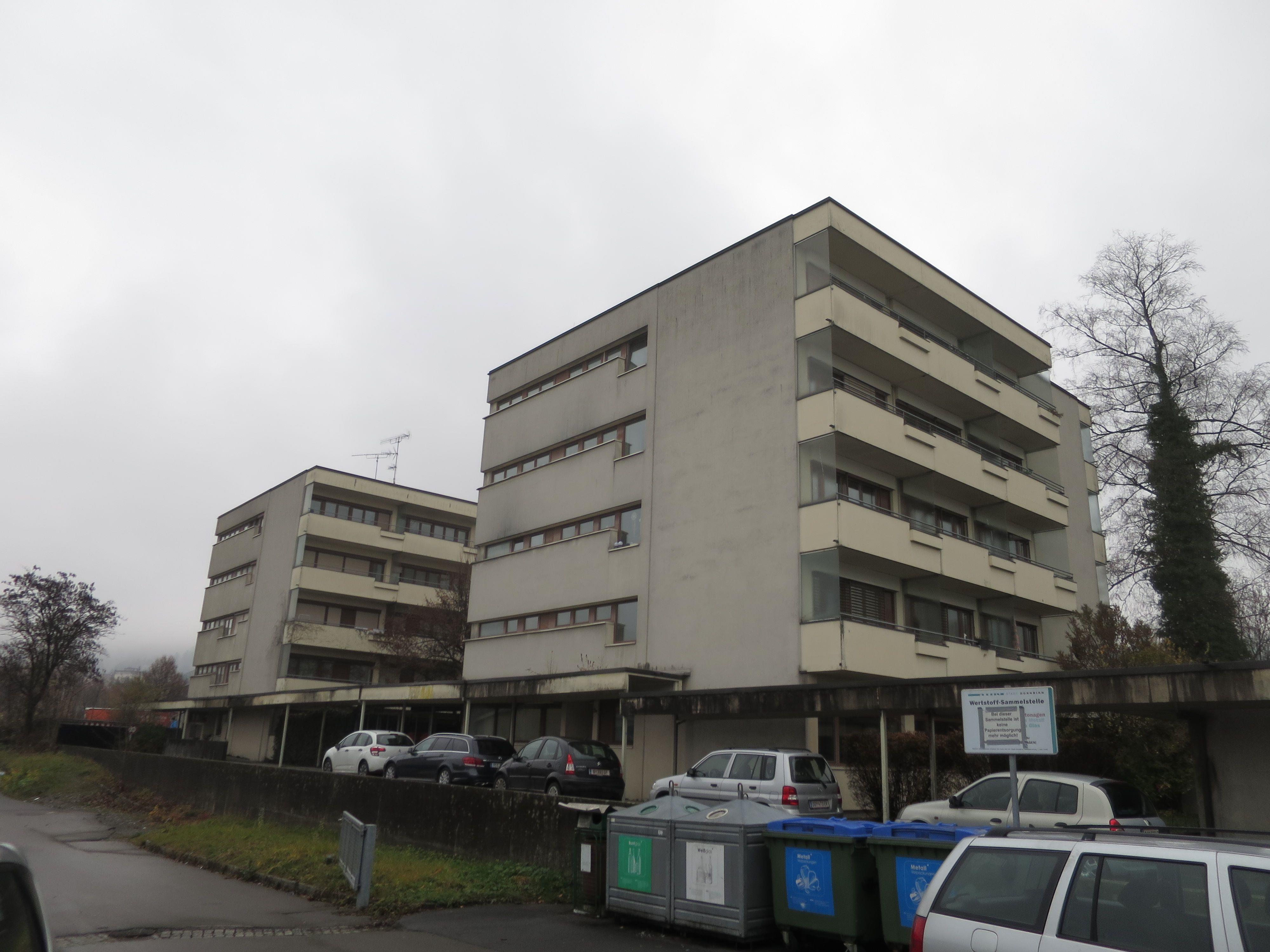 Die 50 Jahre alten Personalhäuser der Hinteren Achühlerstraße sind abbruchreif.