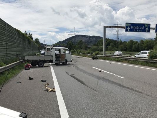 Unfall auf der A14 auf Höhe Altach. Unfall auf der A14 auf Höhe Altach.