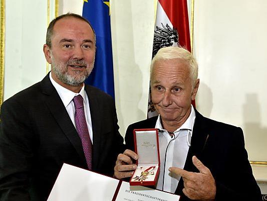 Kulturminister Drozda überreichte Eberhartinger die Auszeichnung