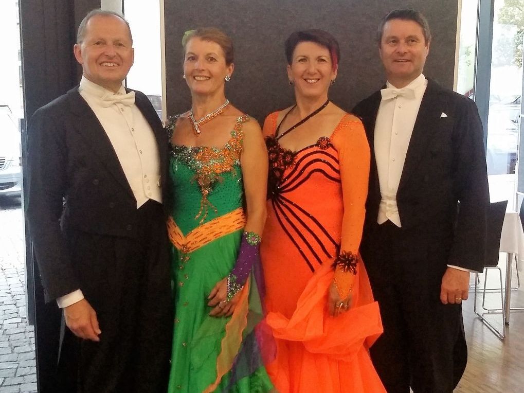 Helga mit Otmar und Mathilde mit Karl Helga mit Otmar und Mathilde mit Karl