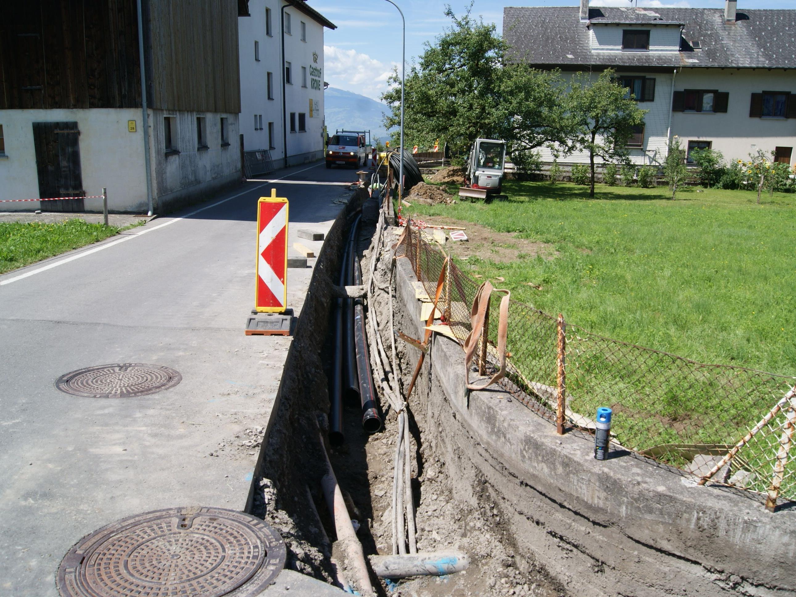 Leitungen werden in die Kirchstraße verlegt.