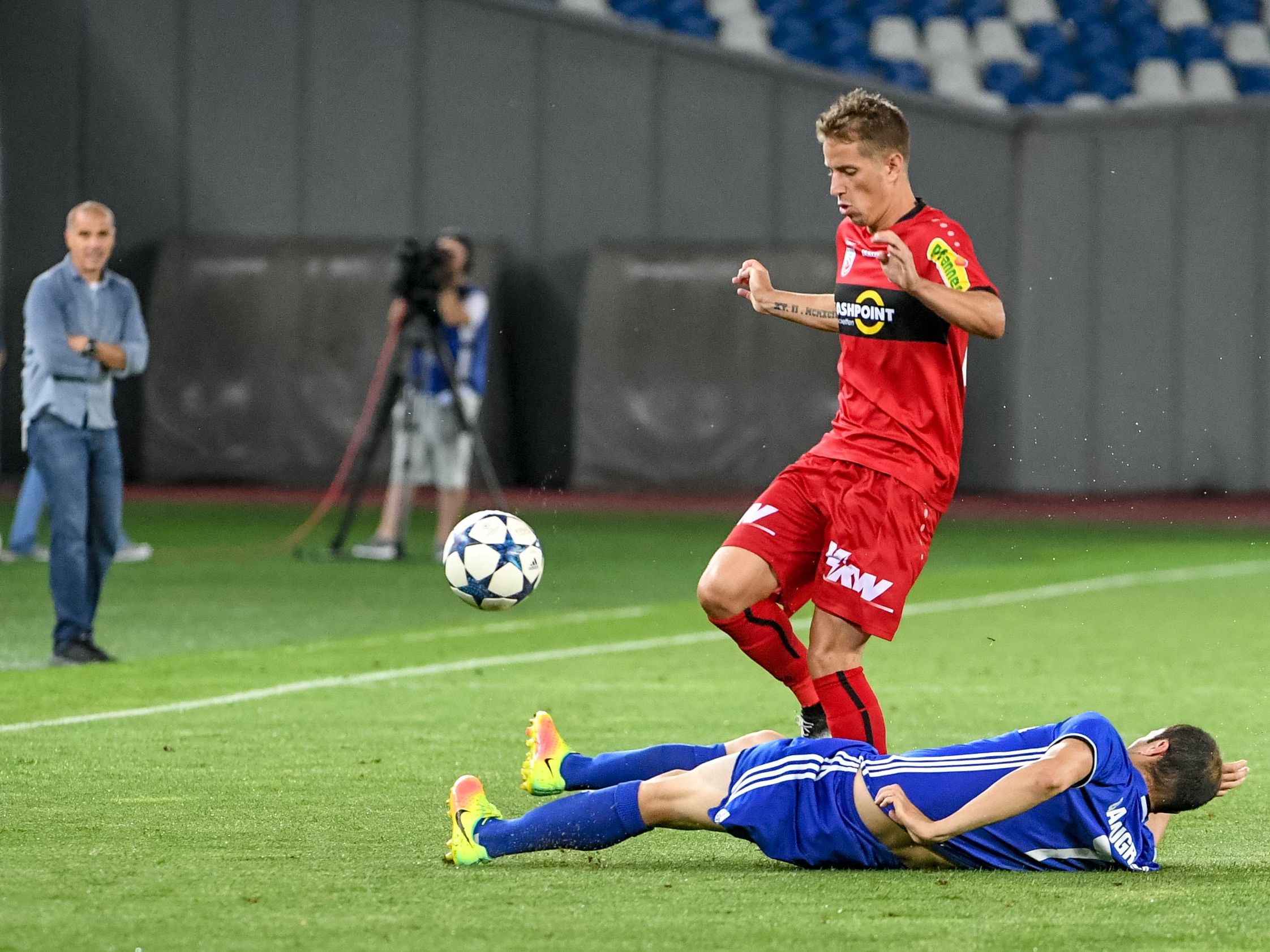 Im Hinspiel in Tiflis gewann der SCR Altach mit 1:0 gegen den FC Tschichura Satschchere. Im Hinspiel in Tiflis gewann der SCR Altach mit 1:0 gegen den FC Tschichura Satschchere.