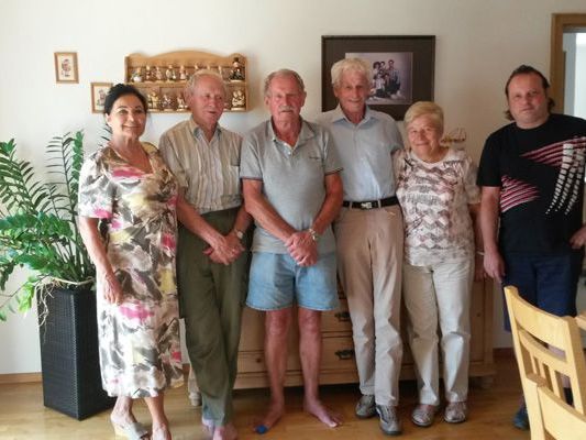 Die besten Glückwünsche zum 80iger für Hans Bitsche. Die besten Glückwünsche zum 80iger für Hans Bitsche.
