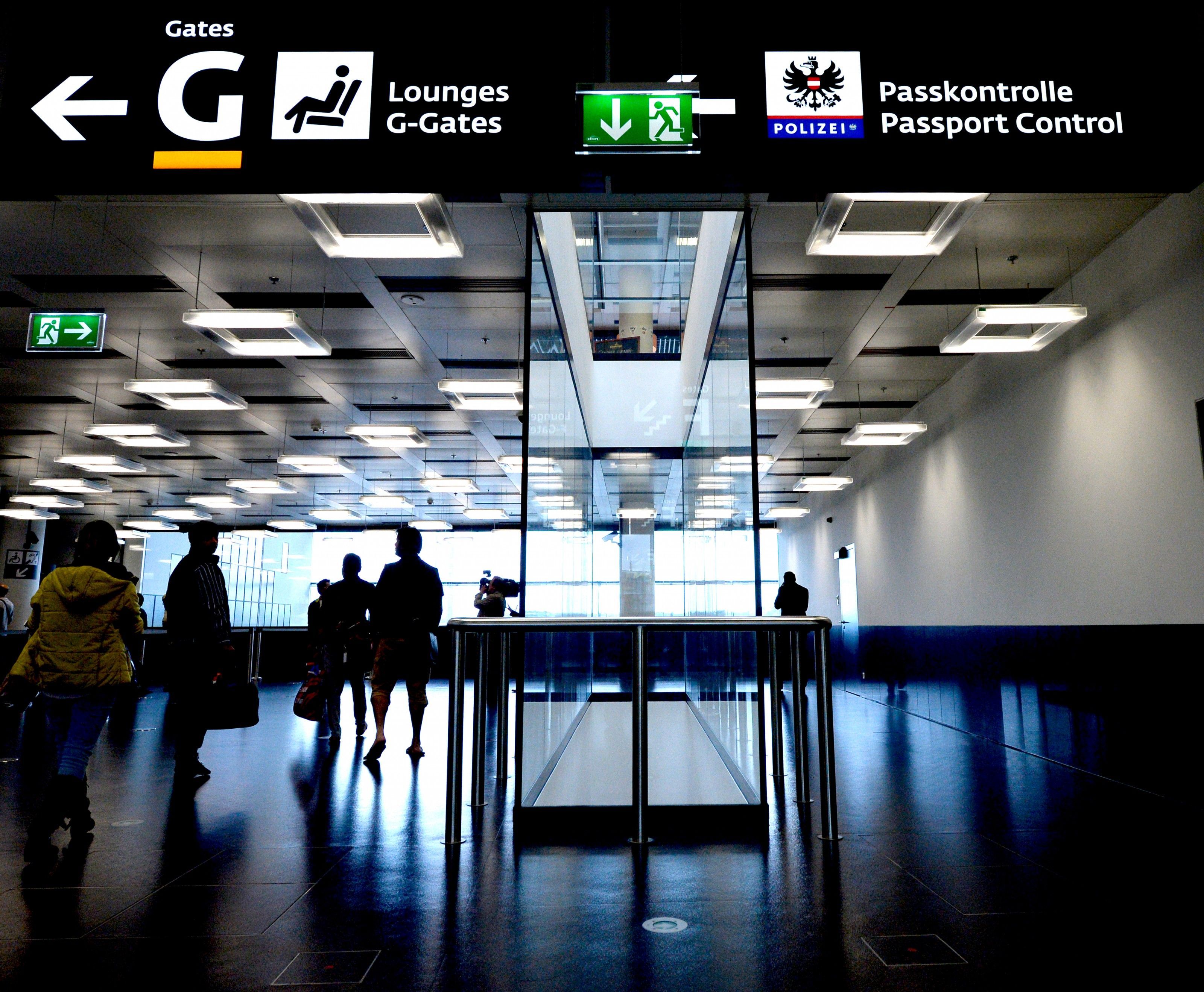 Die Grenzkontrollen am Flughafen Wien werden erweitert Die Grenzkontrollen am Flughafen Wien werden erweitert