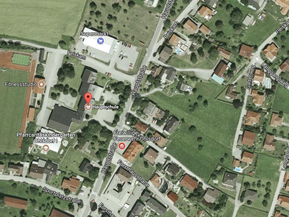 Wie die "BezirksRundschau" berichtet, wollte der Minderjährige die Tat an der Neuen Mittelschule Ohlsdorf begehen. Wie die "BezirksRundschau" berichtet, wollte der Minderjährige die Tat an der Neuen Mittelschule Ohlsdorf begehen.