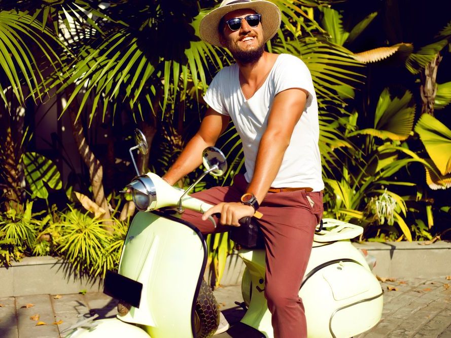 Wer denkt hier nicht an Sommer, Sonne & Amore? Wer denkt hier nicht an Sommer, Sonne & Amore?