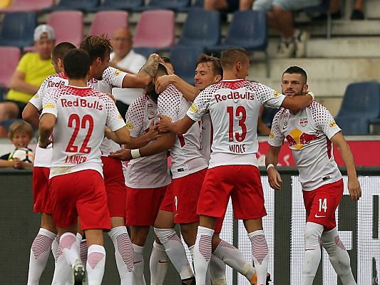 Titelverteidiger startete gut in die Liga-Saison Titelverteidiger startete gut in die Liga-Saison