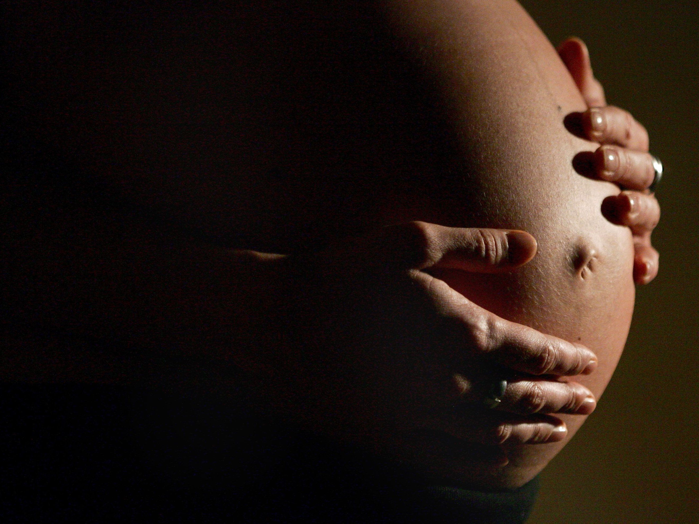 Im europäischen Durchschnitt sind Frauen beim ersten Kind 29 Jahre alt. Im europäischen Durchschnitt sind Frauen beim ersten Kind 29 Jahre alt.