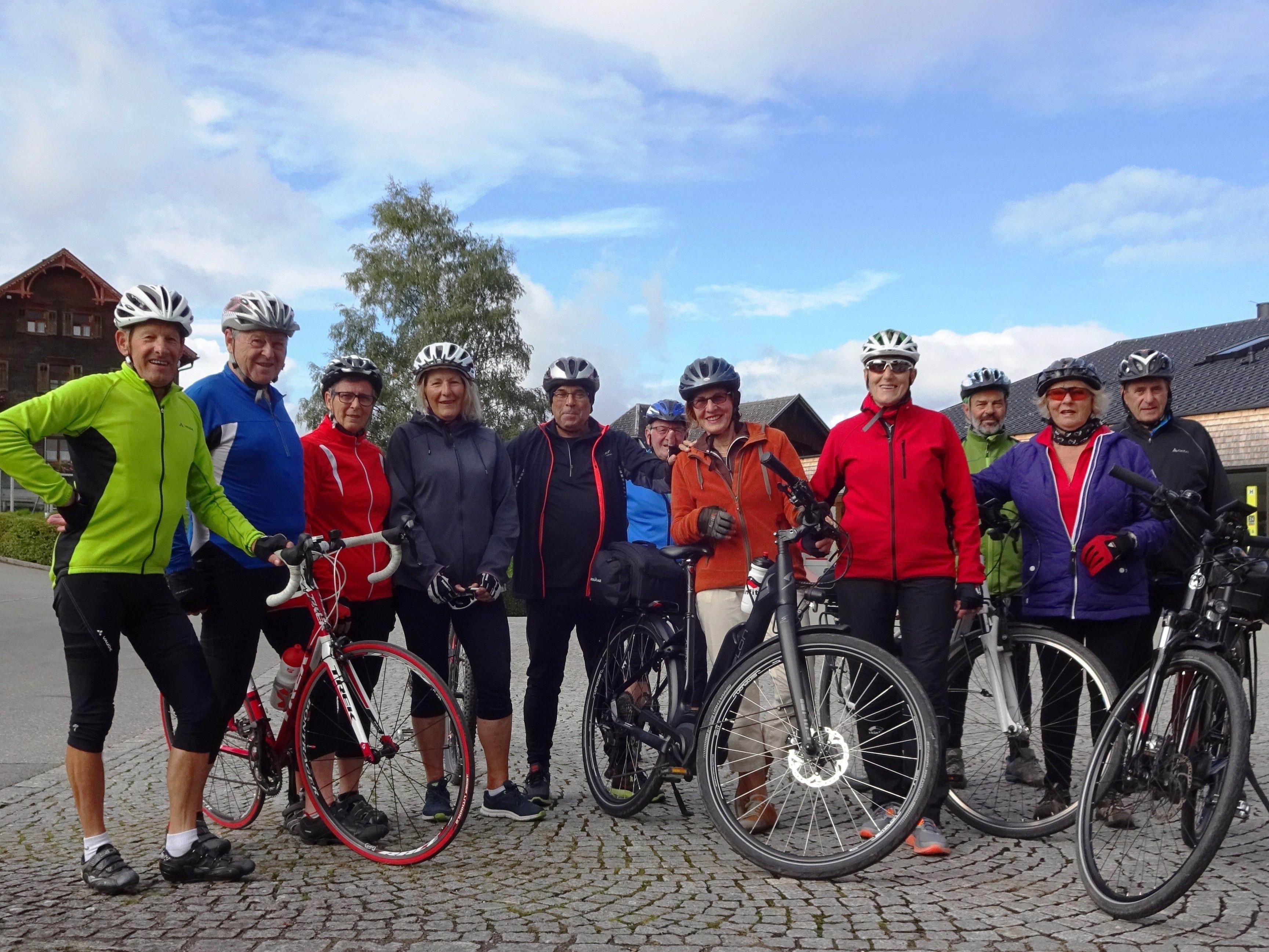 Rad-Team per pedales: „Tour vom Hofsteig nach Lustenau“