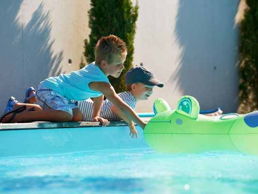 Gefahr im Spiel mit Wasser Gefahr im Spiel mit Wasser