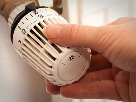 Der Heizkostenzuschuss kann heuer ab Montag, 18. Oktober, in der Sozialabteilung beantragt werden. Der Heizkostenzuschuss kann heuer ab Montag, 18. Oktober, in der Sozialabteilung beantragt werden.