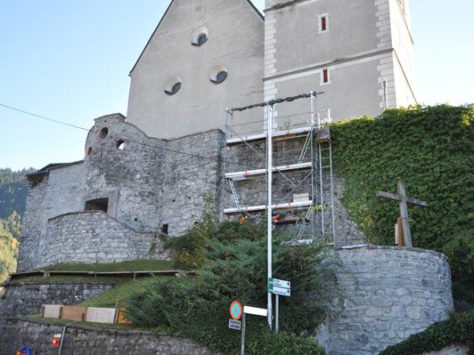 Die fünfte Etappe der Sanierungsarbeiten beim Bludenzer Kriegerdenkmal soll voraussichtlich Ende November abgeschlossen sein. Die fünfte Etappe der Sanierungsarbeiten beim Bludenzer Kriegerdenkmal soll voraussichtlich Ende November abgeschlossen sein.