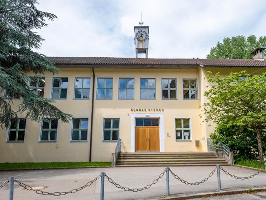 Die Schule Rieden bekommt eine Photovoltaikanlage Die Schule Rieden bekommt eine Photovoltaikanlage