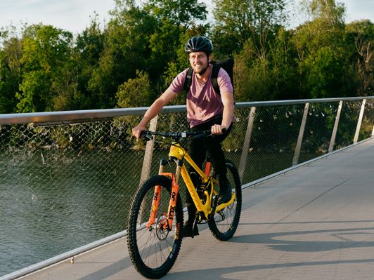 Der landesweite RADIUS Fahrradwettbewerb startet Der landesweite RADIUS Fahrradwettbewerb startet