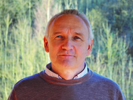 Dr. Philipp Schöbi Dr. Philipp Schöbi
