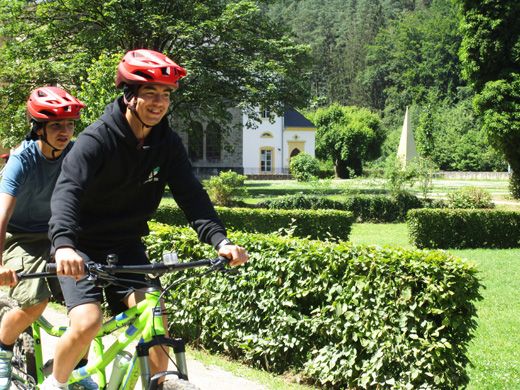Internationale Begegnungen und spannende Aktivitäten stehen bei den Ländle-goes-Europe-Camps auf dem Programm. Internationale Begegnungen und spannende Aktivitäten stehen bei den Ländle-goes-Europe-Camps auf dem Programm.