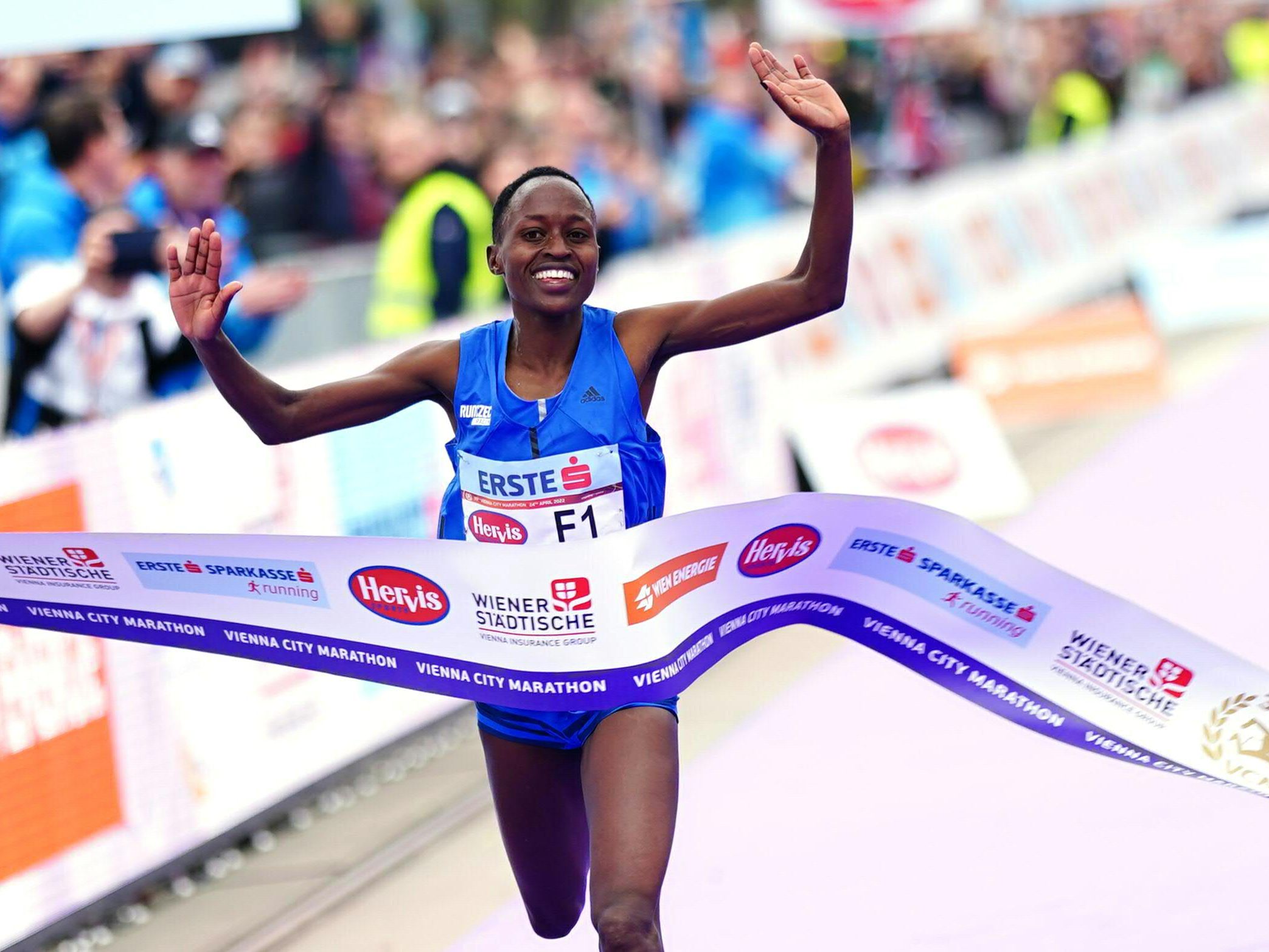 Streckenrekordhalterin Chepkirui ist beim VCM 2025 wieder am Start. Streckenrekordhalterin Chepkirui ist beim VCM 2025 wieder am Start.