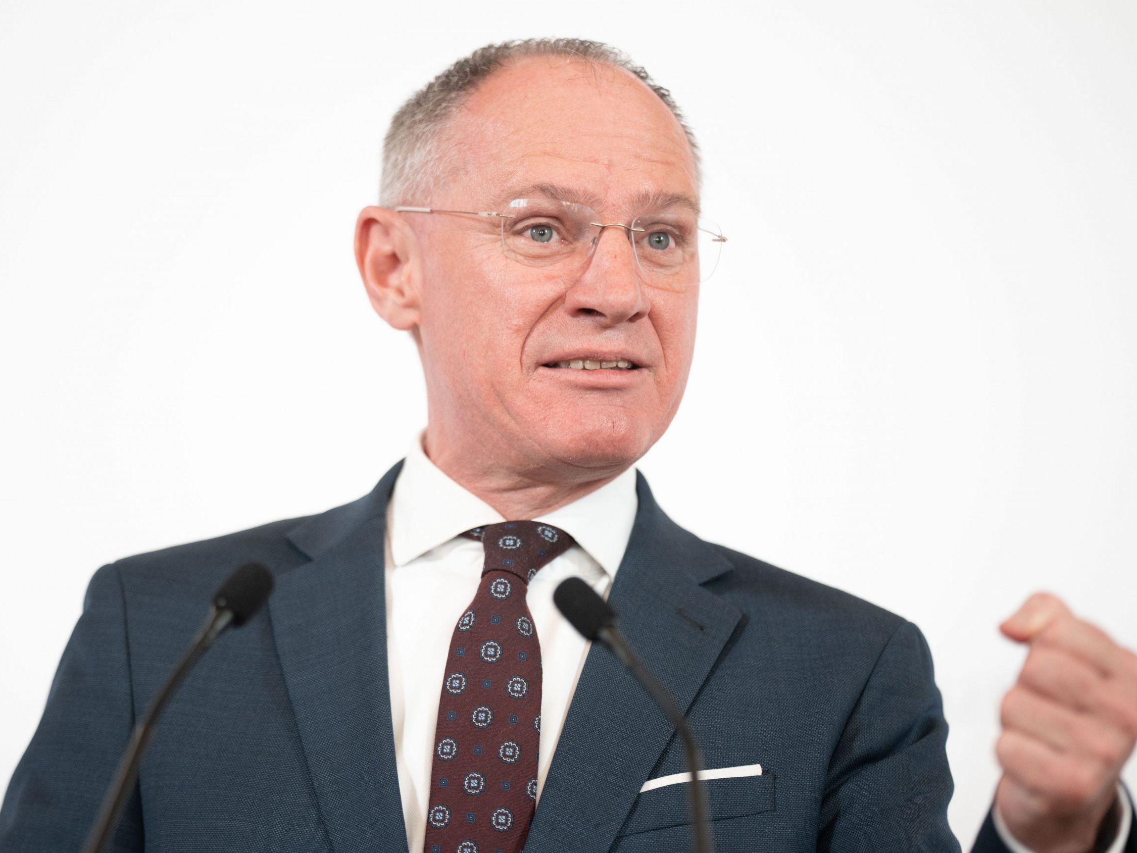 Das Innenministerium meldet einen Anstieg der Anzeigen wegen Sozialleistungsbetrug. Das Innenministerium meldet einen Anstieg der Anzeigen wegen Sozialleistungsbetrug.