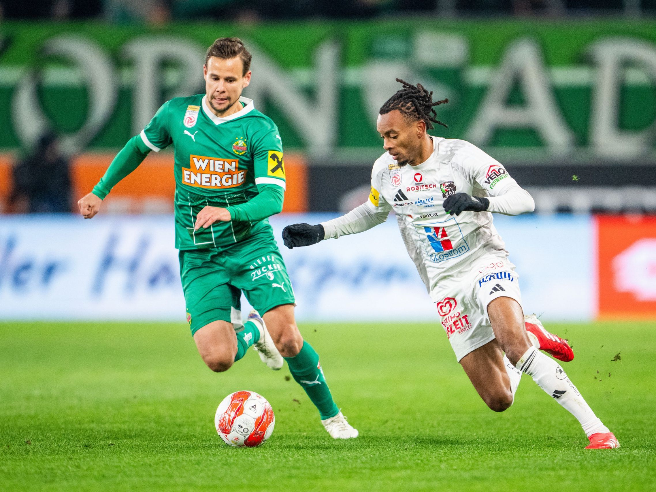 Rapid kämpft gegen den WAC um ein Europacup-Ticket. Rapid kämpft gegen den WAC um ein Europacup-Ticket.
